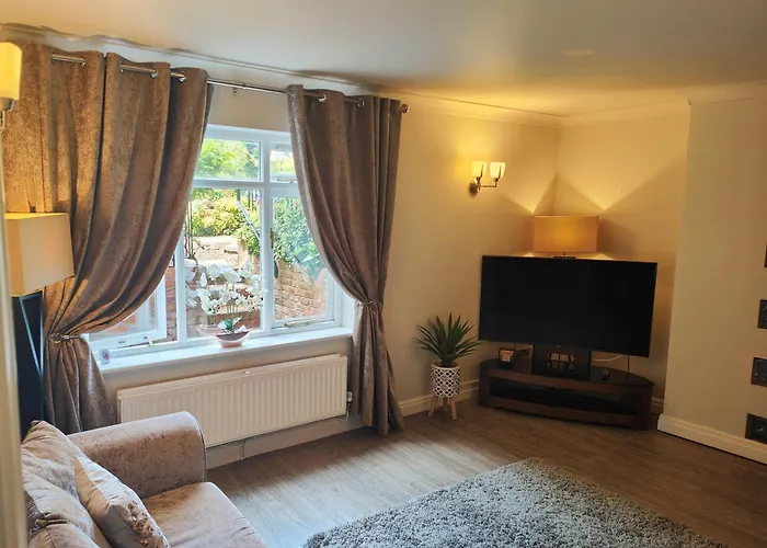 Chester City Apartments - With Free Parking
